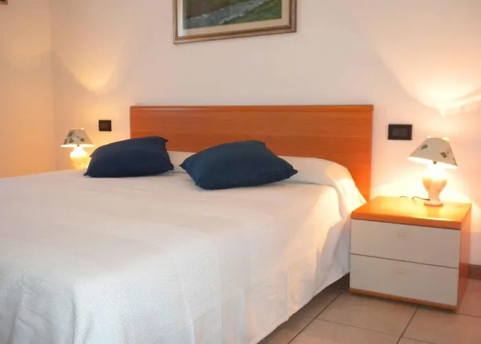 In - Gardasee 41953 Λατζίζε